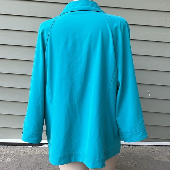 BNWOT Chico’s Zenergy turquoise, full zip lightweight jacket - Picture 10 of 16
